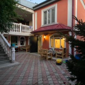 Mari’s sweet home